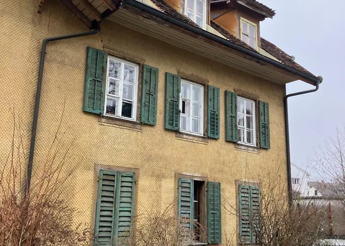 Lägenhet Old Rustic Swiss Mansarde 60m2 Center Parking Small Bath Burgdorf