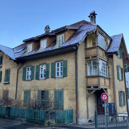 Old Rustic Swiss Mansarde 60m2 Center Parking Small Bath *